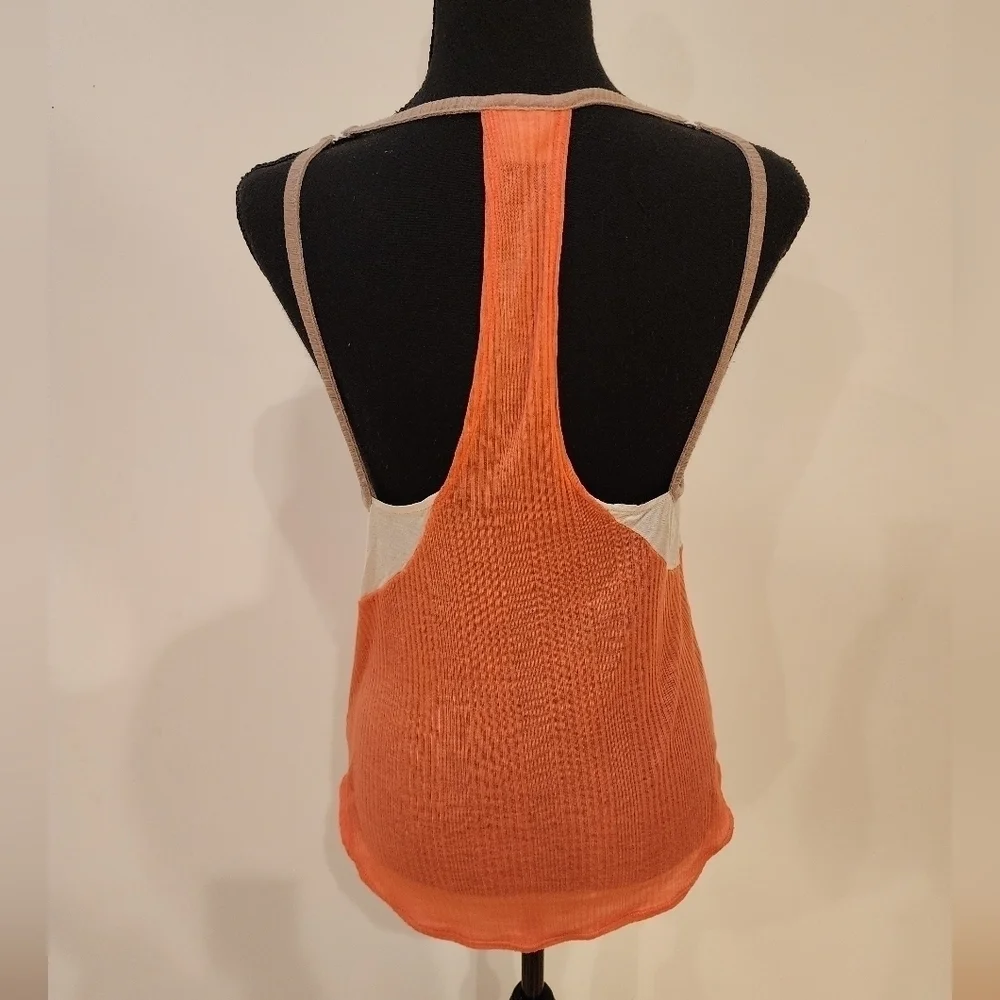 NWOT FREE PEOPLE Tank size small